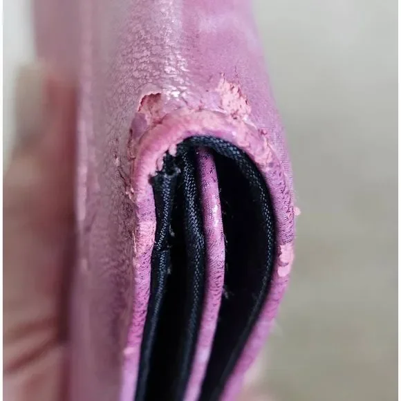 #101 Kenneth Cole Reaction envelope wallet, pink - Picture 8 of 9